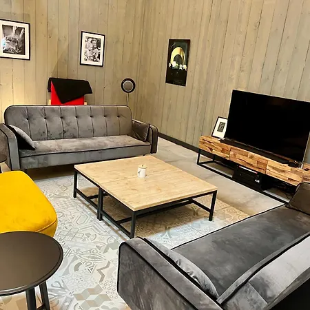 Le Grenier D'ouilly Au Coeur Du Pays D'auge - Piscine - Babyfoot- Jardin בית הארחה 3*