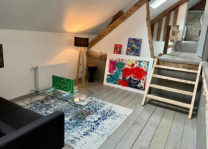 Le Grenier D'ouilly Au Coeur Du Pays D'auge - Piscine - Babyfoot- Jardin בית הארחה Ouilly-le-Vicomte