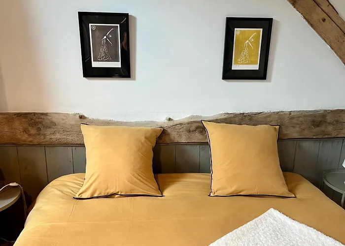 Le Grenier D'ouilly Au Coeur Du Pays D'auge - Piscine - Babyfoot- Jardin בית הארחה Ouilly-le-Vicomte