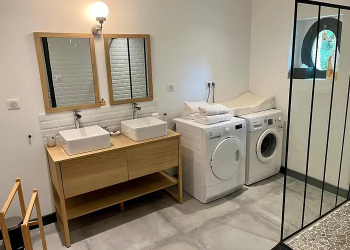 Le Grenier D'ouilly Au Coeur Du Pays D'auge - Piscine - Babyfoot- Jardin