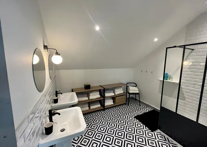 Le Grenier D'ouilly Au Coeur Du Pays D'auge - Piscine - Babyfoot- Jardin 3* Ouilly-le-Vicomte