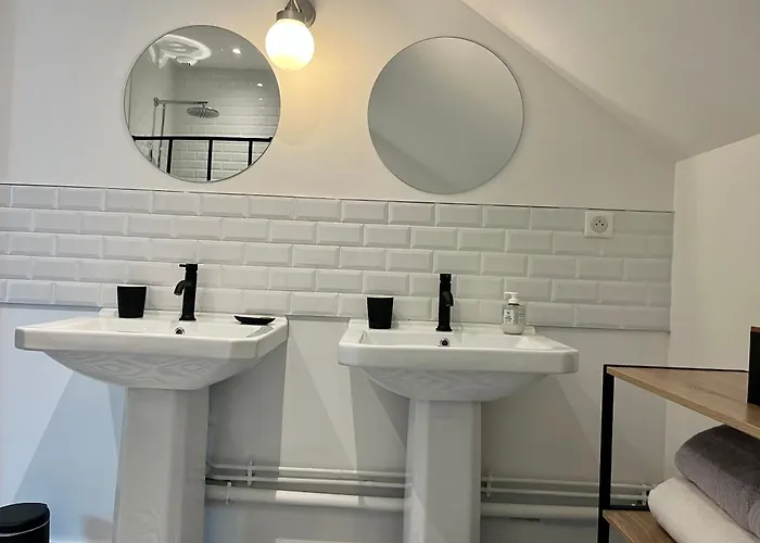 בית הארחה Le Grenier D'ouilly Au Coeur Du Pays D'auge - Piscine - Babyfoot- Jardin Ouilly-le-Vicomte