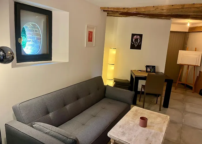 Le Grenier D'ouilly Au Coeur Du Pays D'auge - Piscine - Babyfoot- Jardin 3*