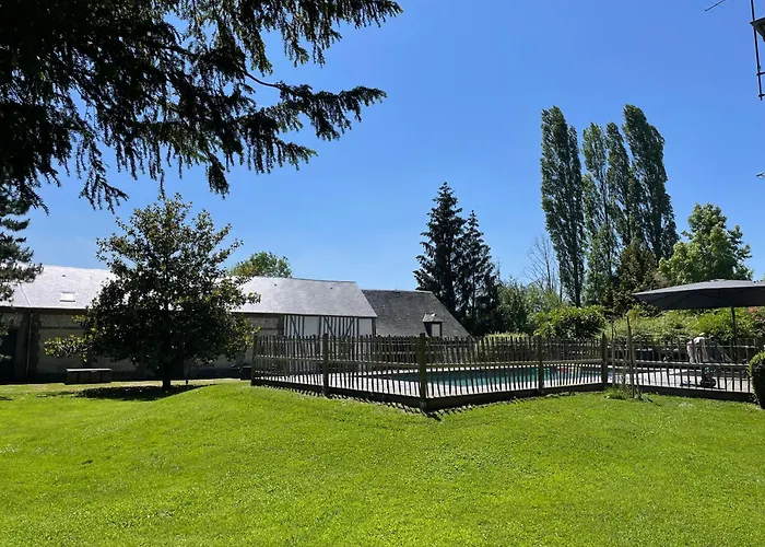 Le Grenier D'ouilly Au Coeur Du Pays D'auge - Piscine - Babyfoot- Jardin 3* Ouilly-le-Vicomte